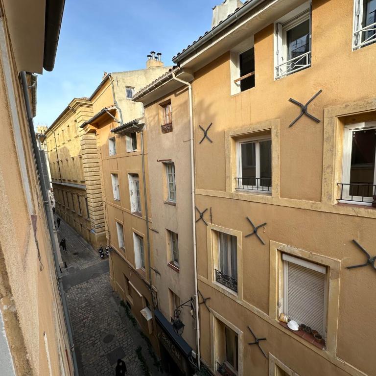 Chez Monique - Appartement T2 au cœur du centre ville historique - proche Mairie et Cardeurs - Apartment mit 1 Schlafzimmer - 22