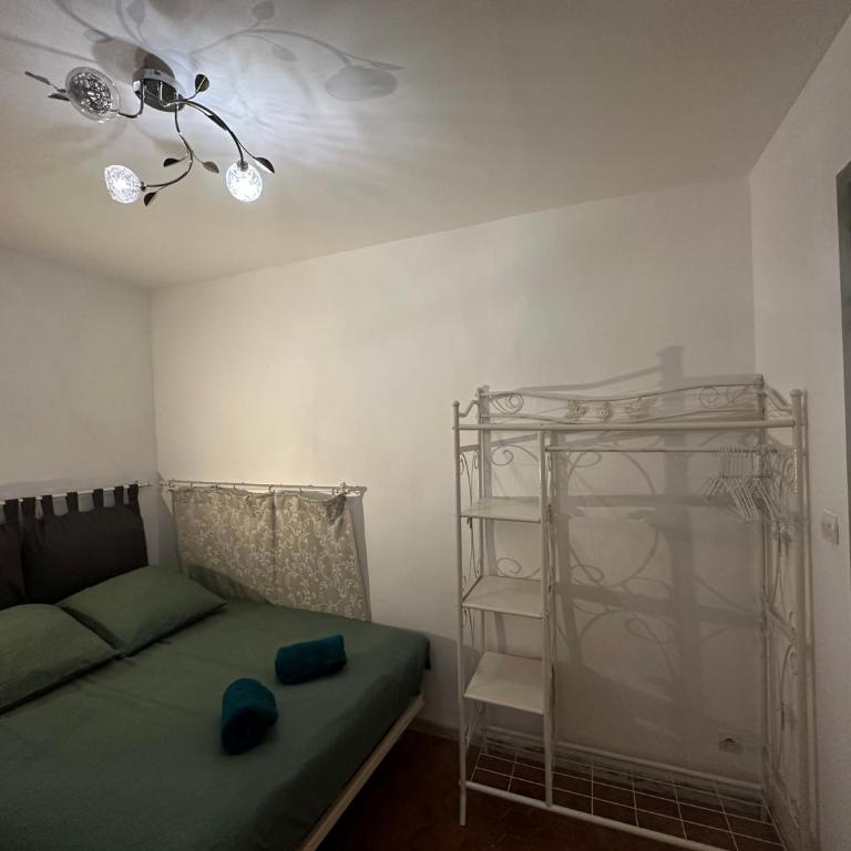 Chez Monique - Appartement T2 au cœur du centre ville historique - proche Mairie et Cardeurs - Apartment mit 1 Schlafzimmer - 14