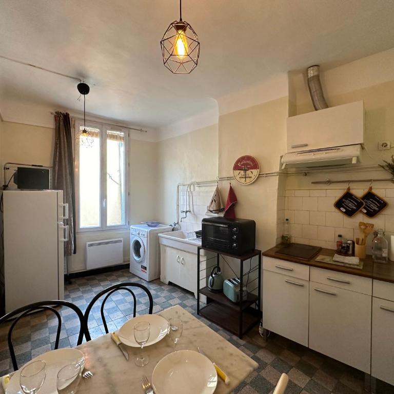 Chez Monique - Appartement T2 au cœur du centre ville historique - proche Mairie et Cardeurs - Apartment mit 1 Schlafzimmer - 11