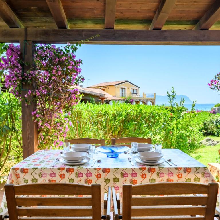 NOVITA' Dimora Delfino - Spiaggia Privata, WIFI, AC - Two-Bedroom House - 3