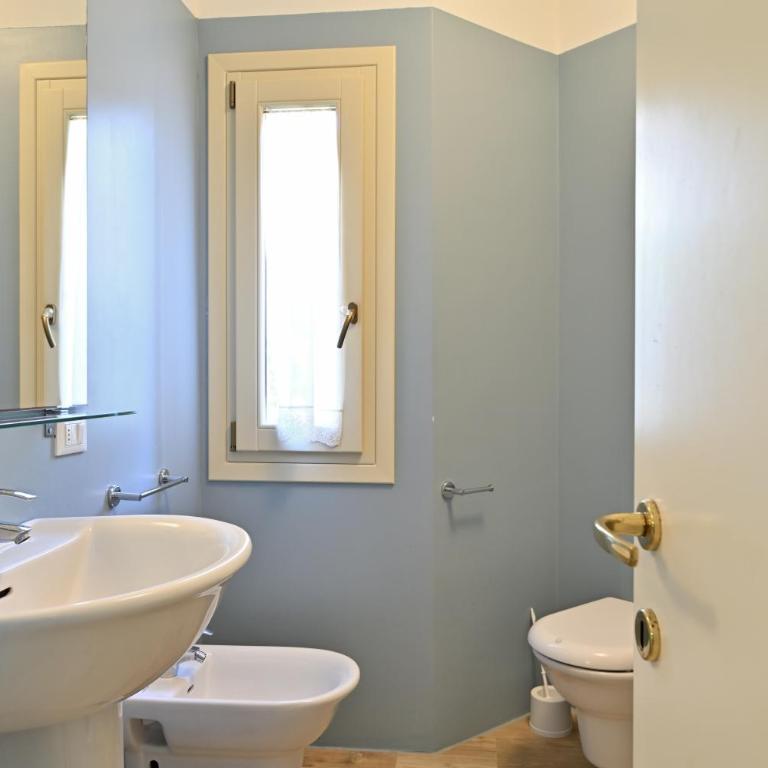 NOVITA' Dimora Delfino - Spiaggia Privata, WIFI, AC - Two-Bedroom House - 16