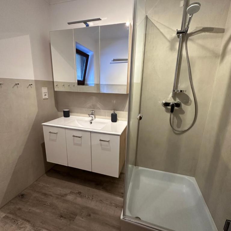 Landhaus Knaus - Superior Apartment mit 1 Schlafzimmer und Balkon - 26
