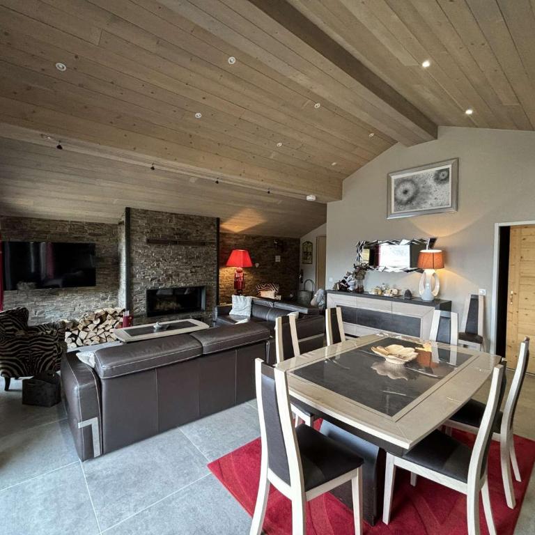 Appartement moderne 5 pièces, proche des pistes avec cheminée, terrasse, parking et bois inclus - Apartment mit 4 Schlafzimmern - 11