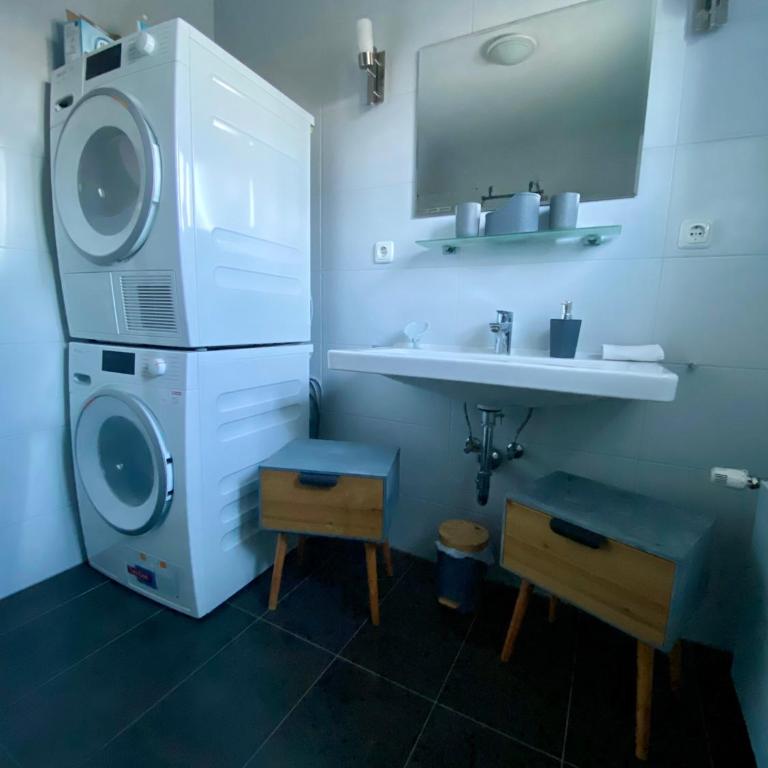 Big Apartment With Balcony - Apartment mit Balkon - 27