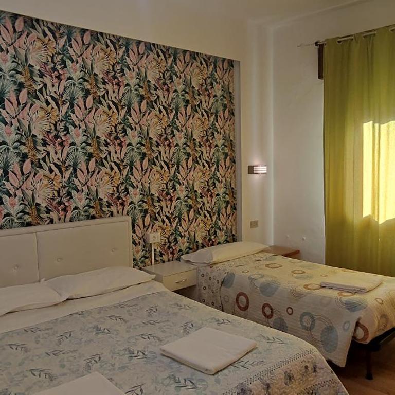 The Caponi Bros - Camera Tripla con Bagno - 6