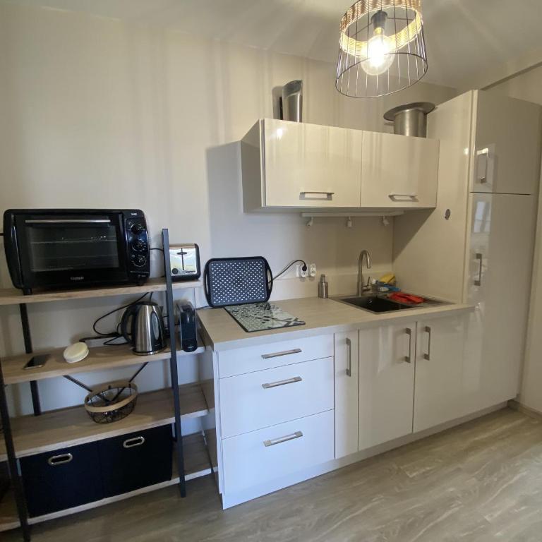 Sol-y-Days Santa Maria vue sur les marinas - Deluxe One-Bedroom Apartment with Harbor View - 6