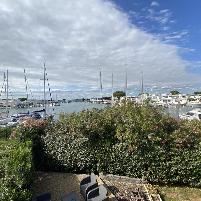 Sol-y-Days Santa Maria vue sur les marinas - Deluxe One-Bedroom Apartment with Harbor View - 11