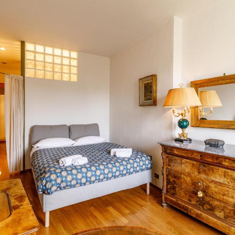 GuestHost - Porta Romana Charme Apartment - Two-Bedroom Apartment - 10