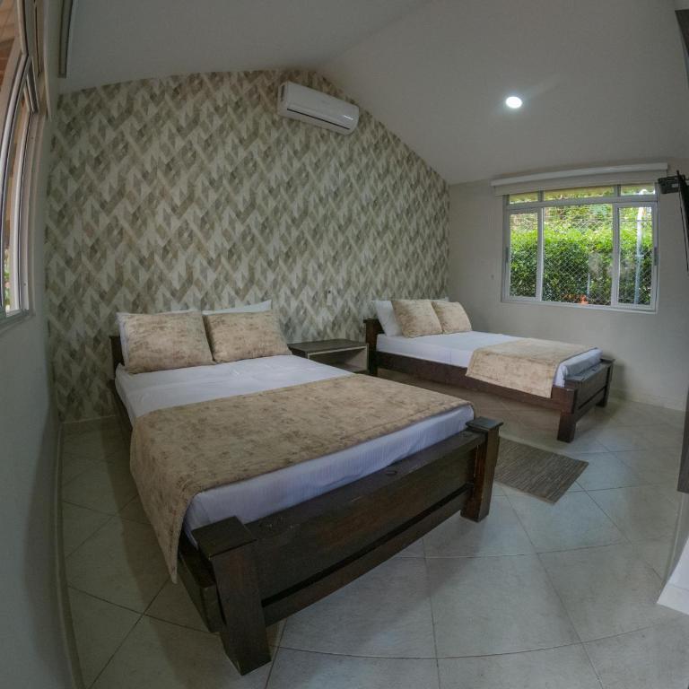 Hotel Campestre Palma Verde - Habitación Doble Pequeña - 2 camas - 4