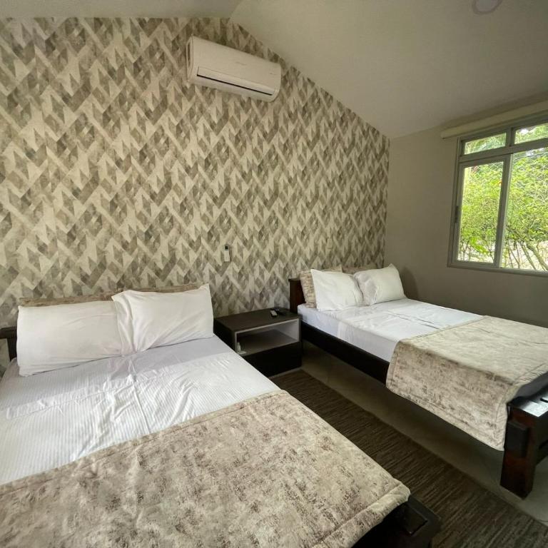 Hotel Campestre Palma Verde - Habitación Doble Pequeña - 2 camas - 8