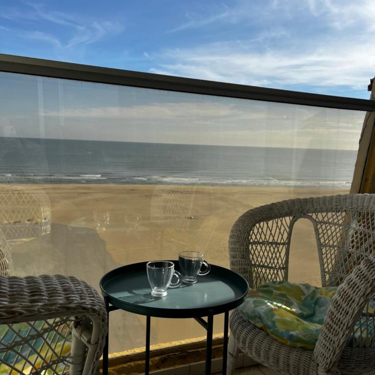 AppartementT2 vue panoramique 4ARAX31 Superb loft with panoramic sea view - One-Bedroom Apartment - 1