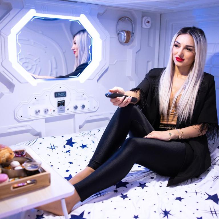 QUICK'HOT By GTS - capsules et chambres confortables - Double Room - 10