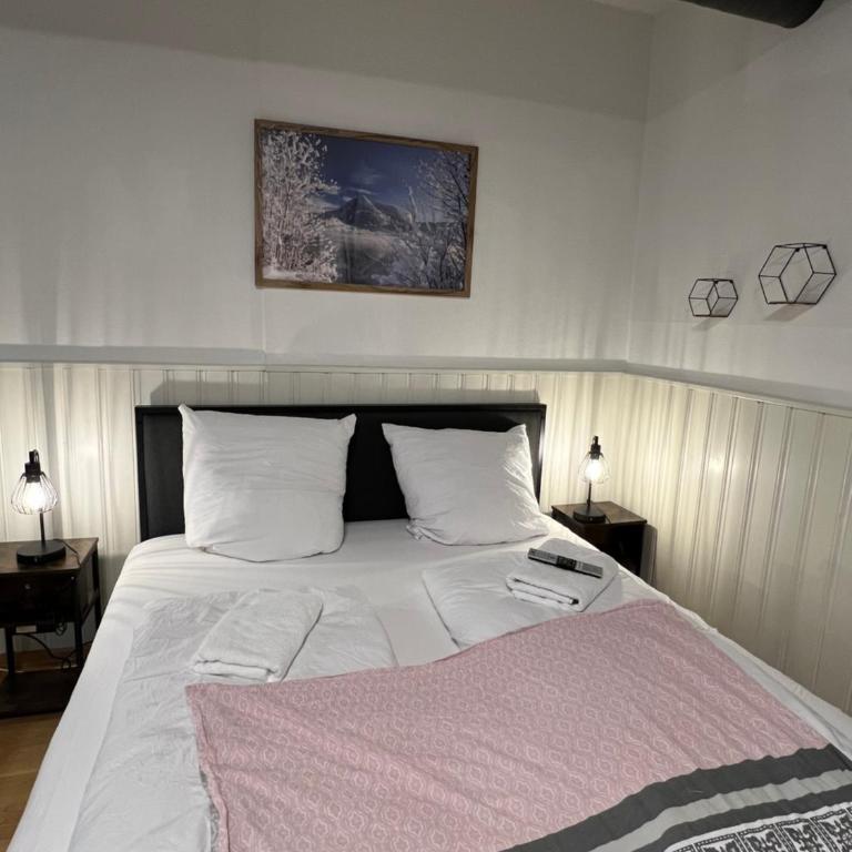 KemptenCityHostPlus-Unterkunft Charme im Denkmal - Familienzimmer mit Gemeinschaftsbad - 4