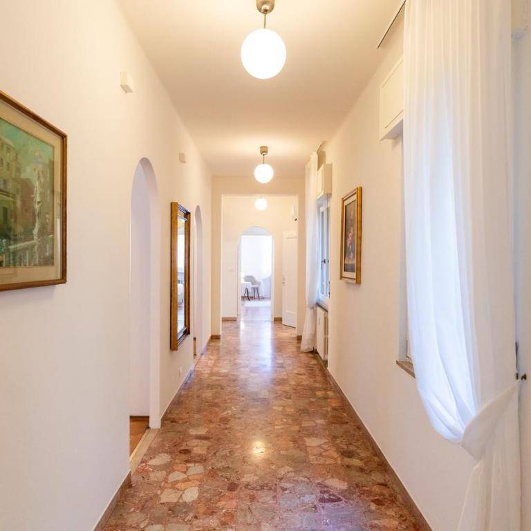 Elegante residenza con affaccio su Porta Leoni - Domus Verona - Appartamento Premium con 3 Camere da Letto - 2