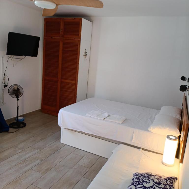 central luminous cute studio by the beach & harbour - Apartamento de 1 dormitorio - 4
