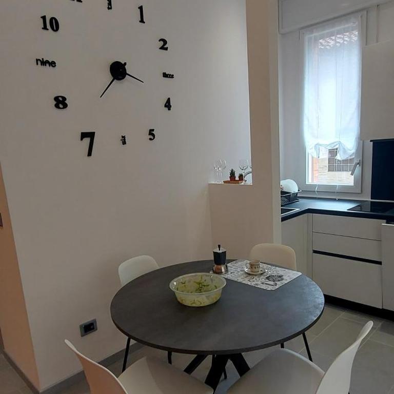 UnAngoloDiBologna - Appartamento con 2 Camere da Letto e Balcone - 17