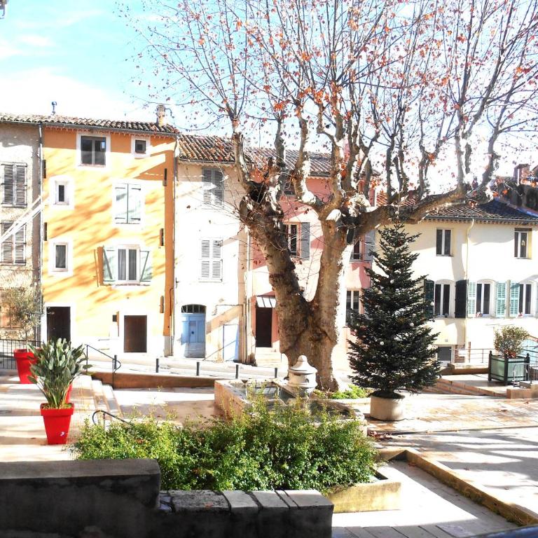 Entre Saint-Tropez et les gorges du Verdon. - Studio - 2