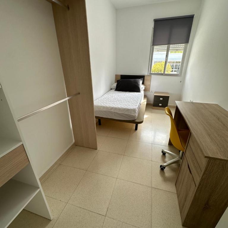 Habitaciones privadas con baño compartido en espectacular piso - Chambre Simple avec Salle de Bains Commune - 3