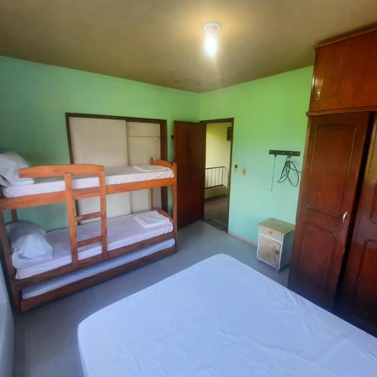 Casa Encarnación a pasos del Shopping Costanera - Three-Bedroom House - 10