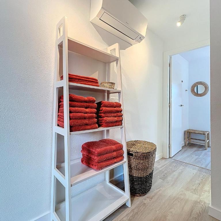La Bella Lola Estartit Rental - Three-Bedroom House - 28