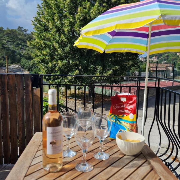 Bel appartement T3 - Climatisation- Terrasse- proche Nice et Monaco - Appartement 2 Chambres - 4