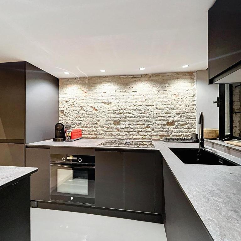 H&H Suite Santa Paula - Three-Bedroom Apartment - 19