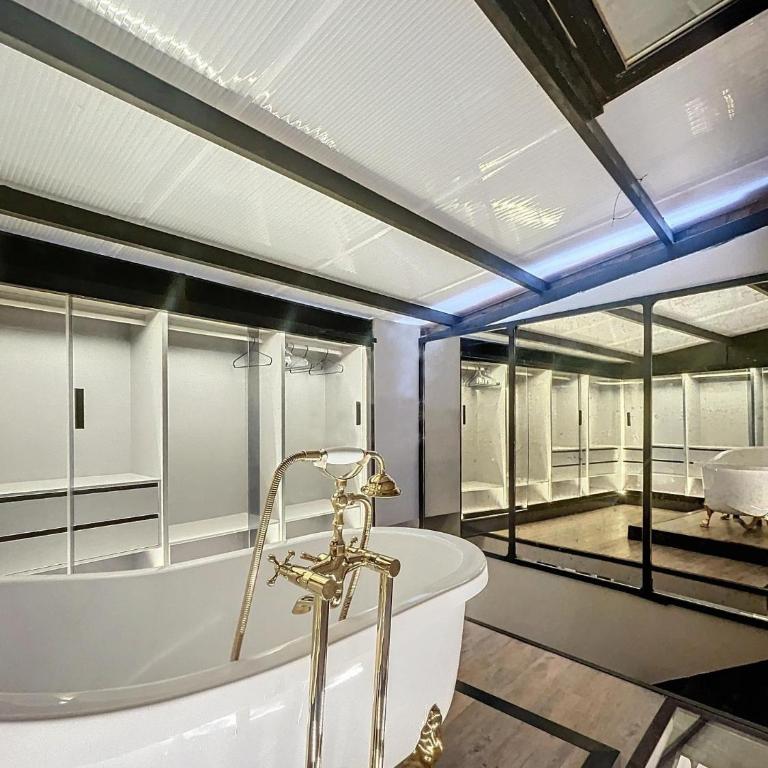 H&H Suite Santa Paula - Three-Bedroom Apartment - 12