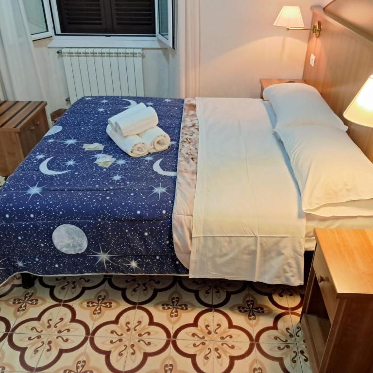 NAHID ACCOMMODATION - Camera Tripla Comfort - 8