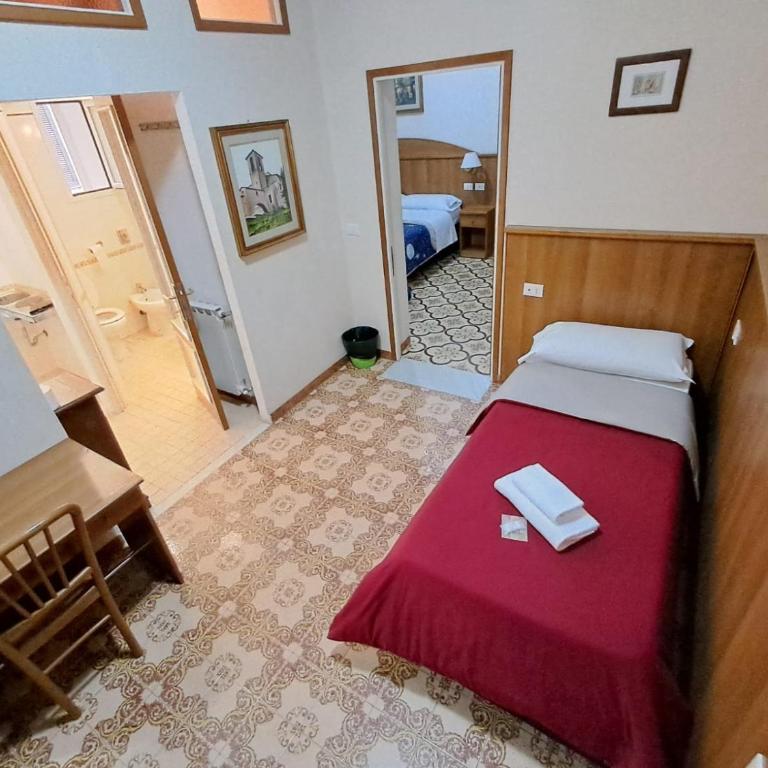 NAHID ACCOMMODATION - Camera Tripla Comfort - 5
