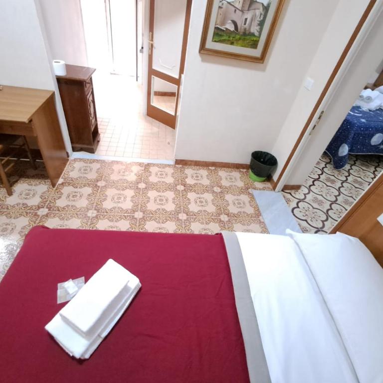 NAHID ACCOMMODATION - Camera Tripla Comfort - 6