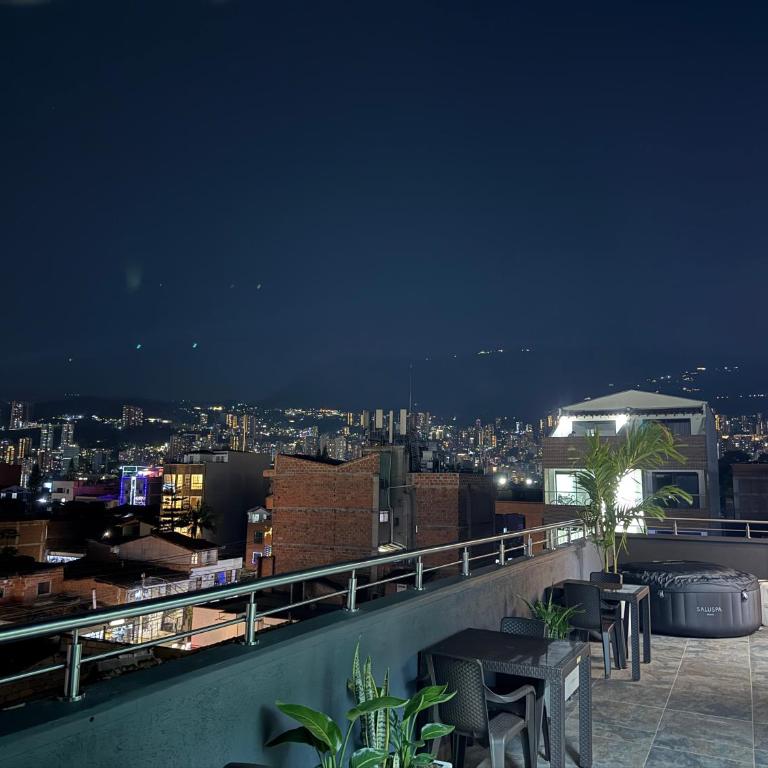 Vive Medellin 302 - Apartamento de 2 dormitorios - 9