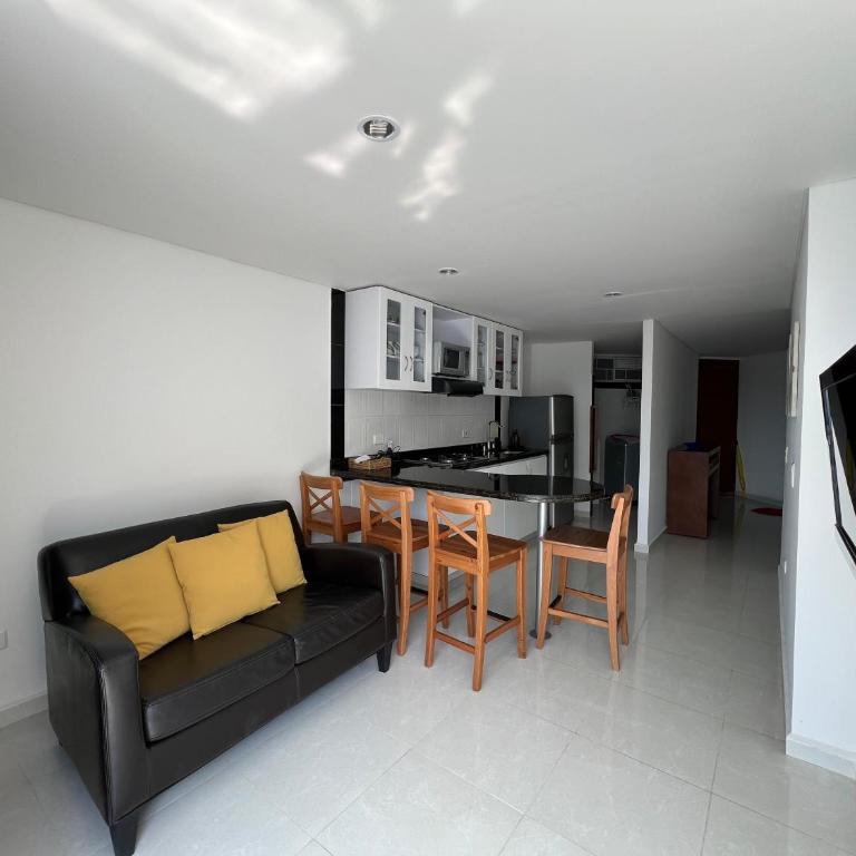 Edificio Torre Areia - Apartamento de 2 dormitorios con balcón y vistas al mar - 20