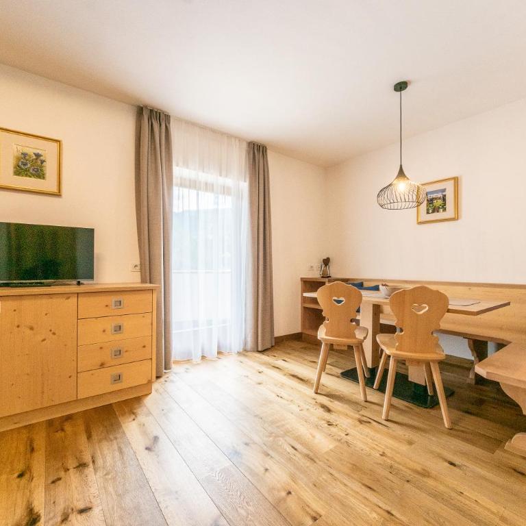 Agriturismo Corjel - Appartamento con 2 Camere da Letto e Balcone (4 Adulti) - 9