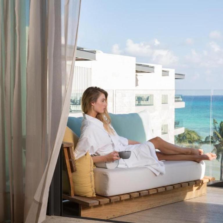Hyatt Centric Playa del Carmen - Downtown House & Beach House - Queen Room with Two Queen Beds and Partial Ocean View - Beach House - 3