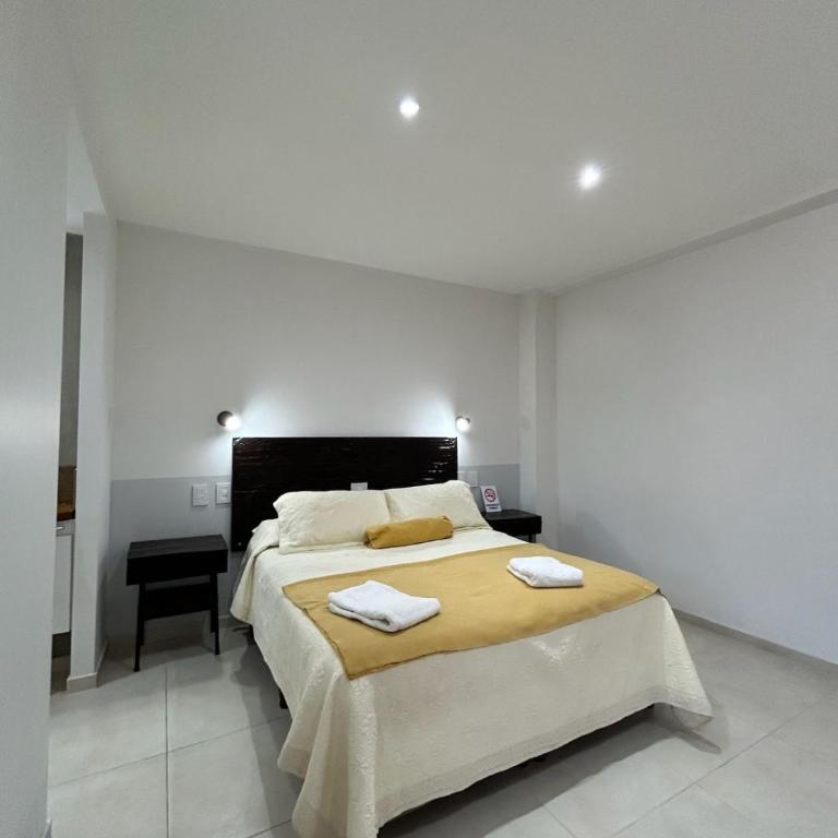 Tindarito 1 - One-Bedroom Apartment - 2