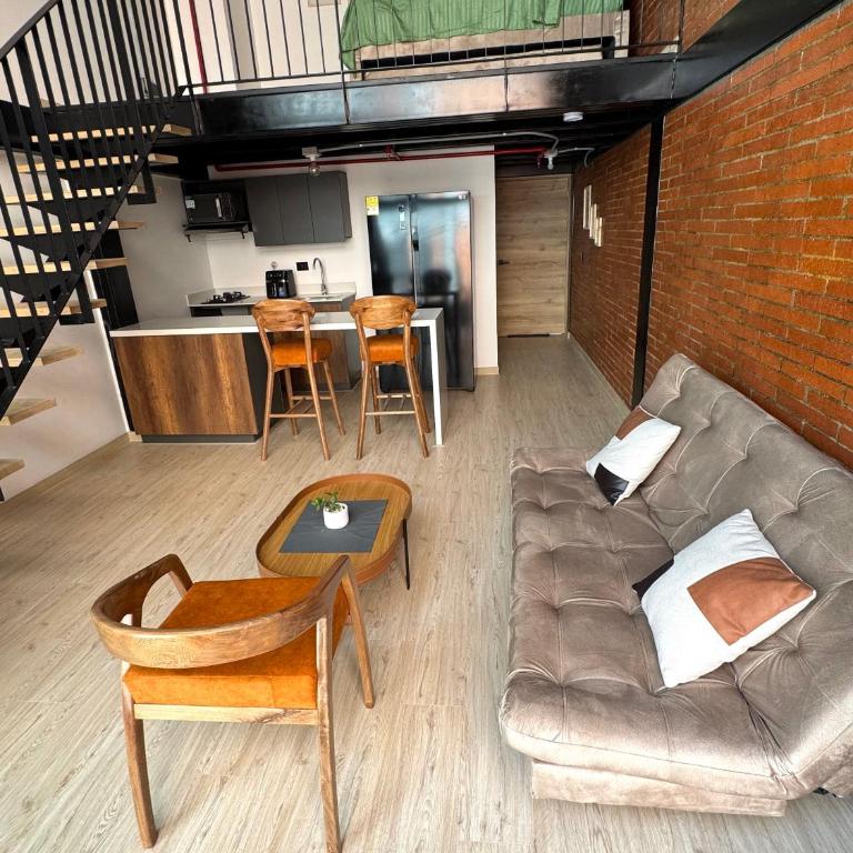Base loft duplex - Two-Bedroom Apartment - 13