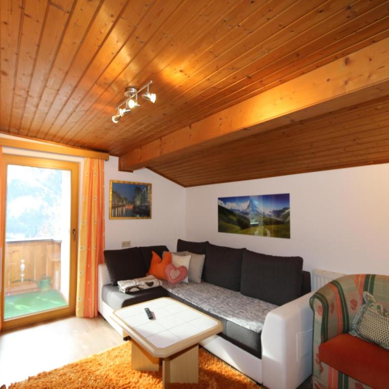 Apartment in Zillertal near Ski Slopes - Two-Bedroom Apartment - 1