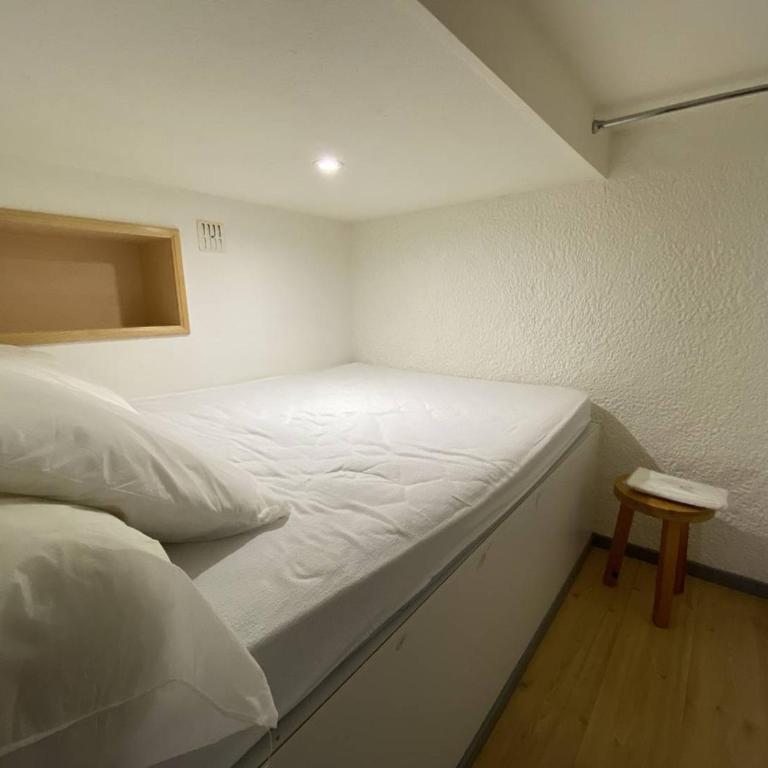 Studio confortable 4 pers. avec mezzanine et balcon au centre de Cauterets - FR-1-812-112 - Apartment - 5