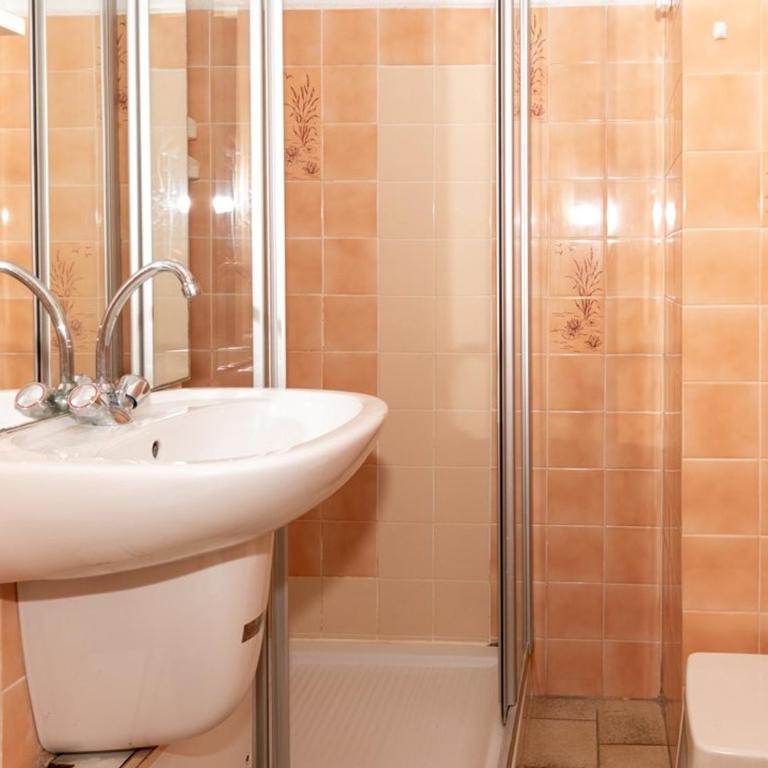 Studio cabine 4 pers. au Lavandou, face mer - FR-1-803-70 - Studio - 7