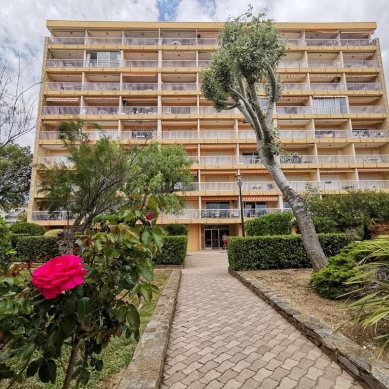 Studio cabine 4 pers. au Lavandou, face mer - FR-1-803-70 - Studio - 10