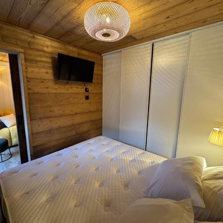 T3 Centre ORRES 1800 - 6 personnes sur piste - Rénové avec parking - M4 - Apartment mit 2 Schlafzimmern - 4