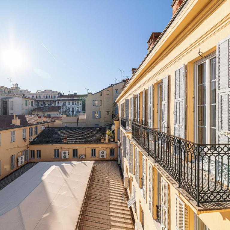 Naomi Nice - Chambre Double avec Balcon - 28