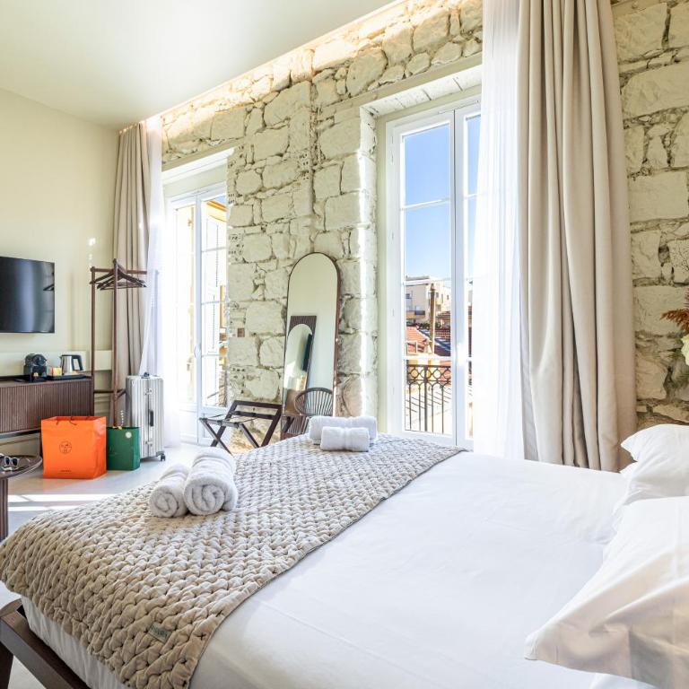 Naomi Nice - Chambre Double avec Balcon - 37