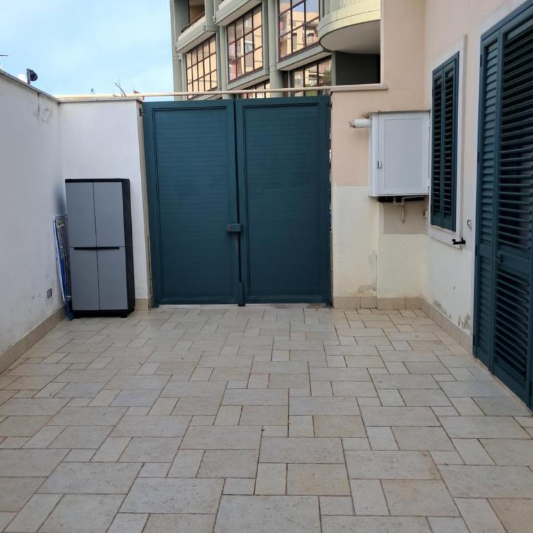 Carrassi Central Home Con parcheggio privato - Two-Bedroom House - 9
