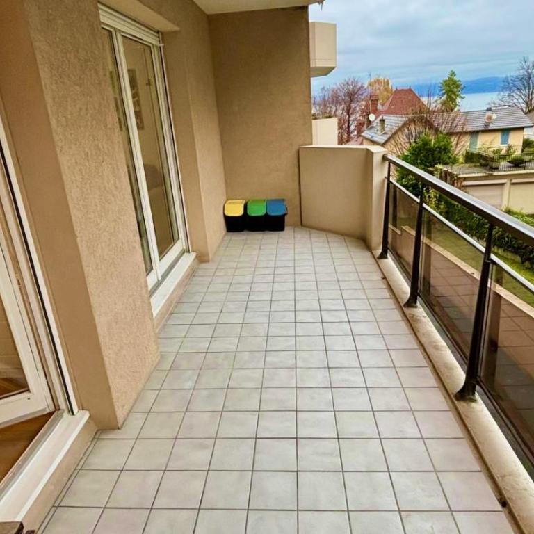 T2 - vue lac - 100 m du Hilton - Garage privé - 4 étoiles - Apartment mit 1 Schlafzimmer - 22