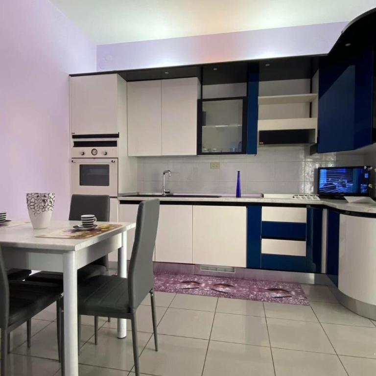 Casa vacanze “Villa Paola” - Casa con 3 Camere da Letto - 5