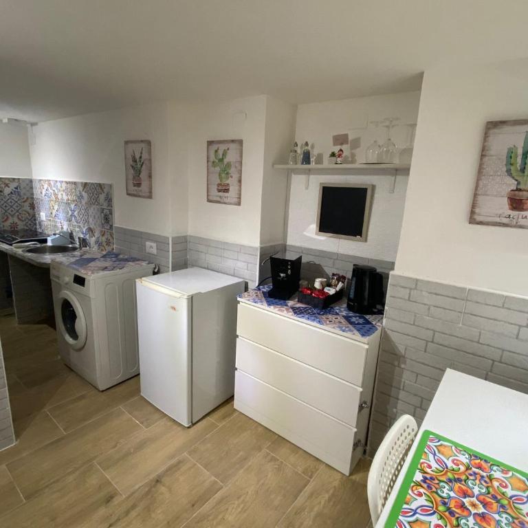 Little House - One-Bedroom Apartment - 17
