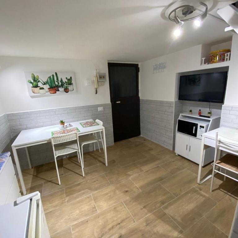 Little House - One-Bedroom Apartment - 16