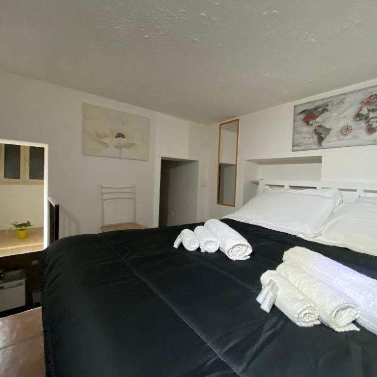 Little House - One-Bedroom Apartment - 30