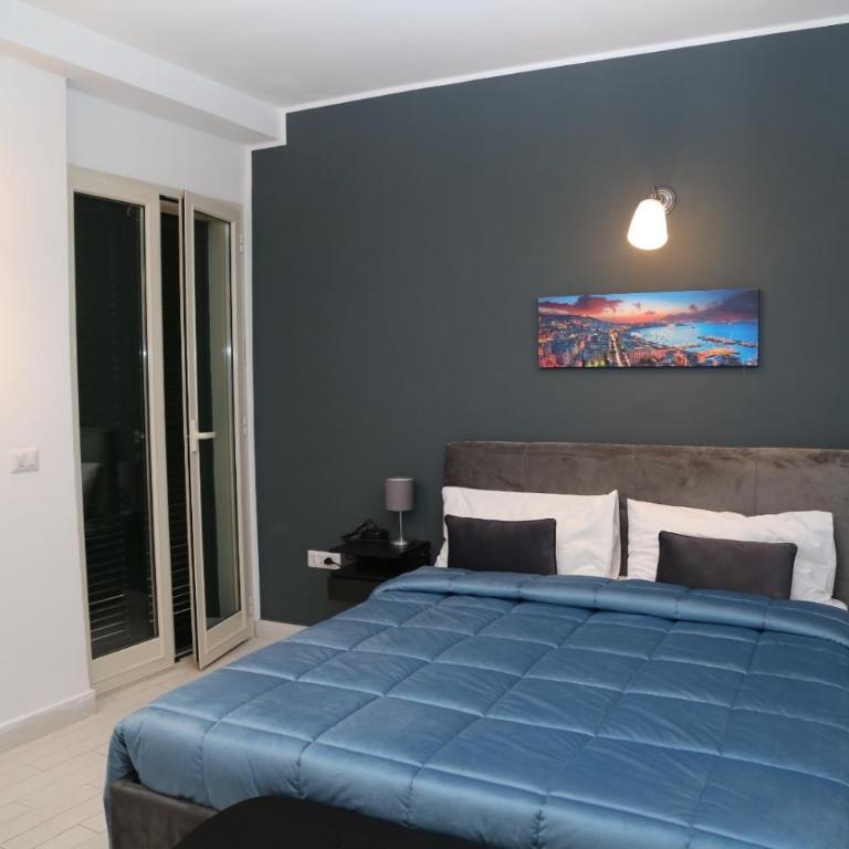 Resta Cu Mme a Chiaia - Appartamento Deluxe - 12